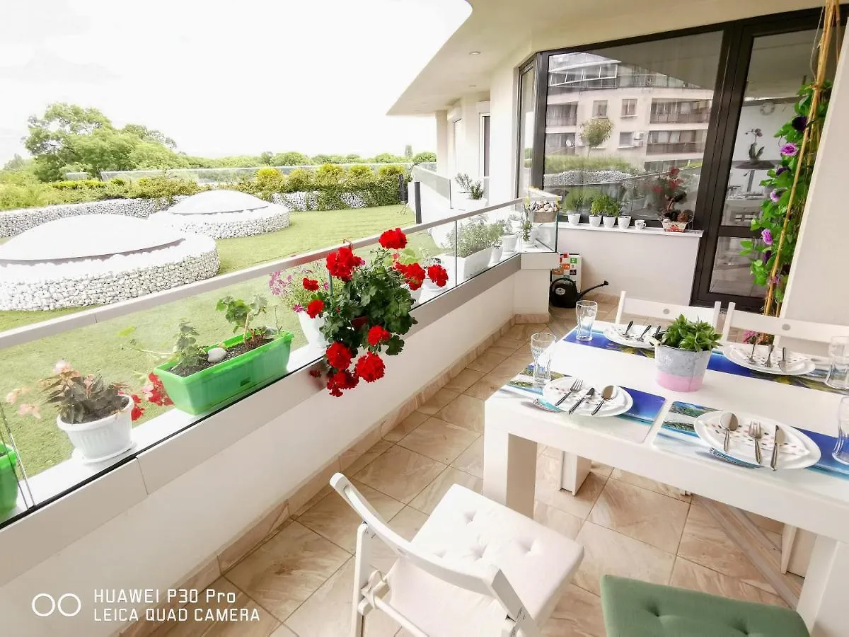 Luxury Apartments Alix Burgas